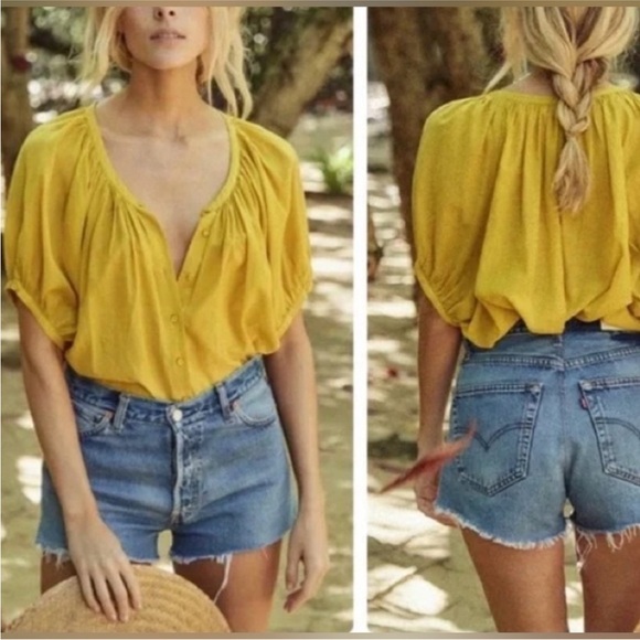 Doen Tops - Doen June Top Blouse in Moss Yellow
Size XSmall